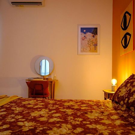 La Golden View Apartment Весте Екстериор снимка